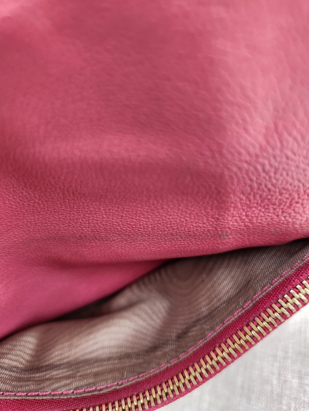CHLOE Authentic Mauve Pink Leather Clutch with Gold-Tone Hardware - Picture 12 of 16
